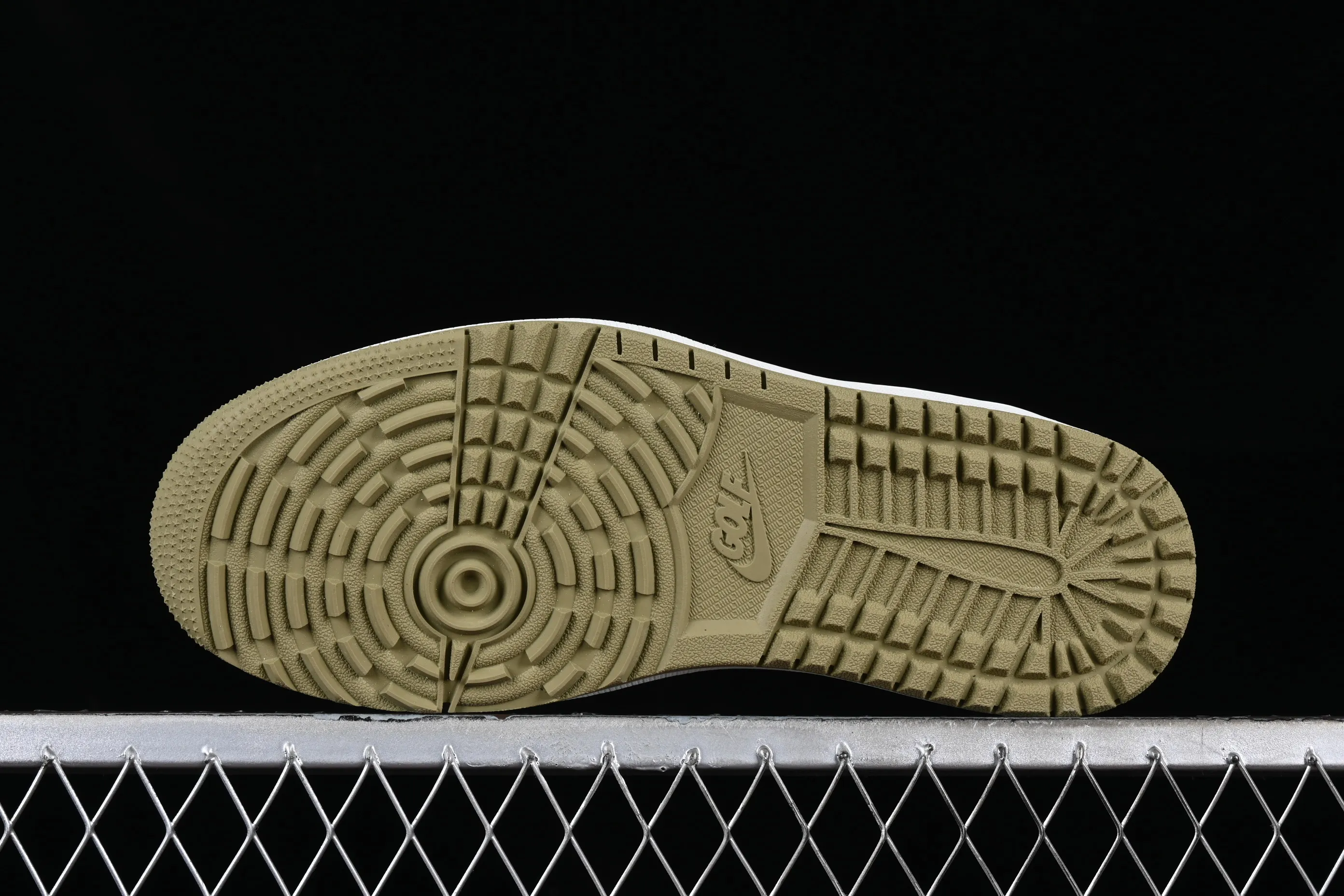 All Categories Air Jordan Jordan Series Basketball Shoes Air Jordan 1 Low OG Version Travis Scott x Air Jordan 1 Low G NRC AJ1 Joe 1 Joint Undercut FZ3124-200